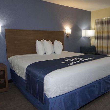 Days Inn By Wyndham Apopka/Orlando Eksteriør bilde