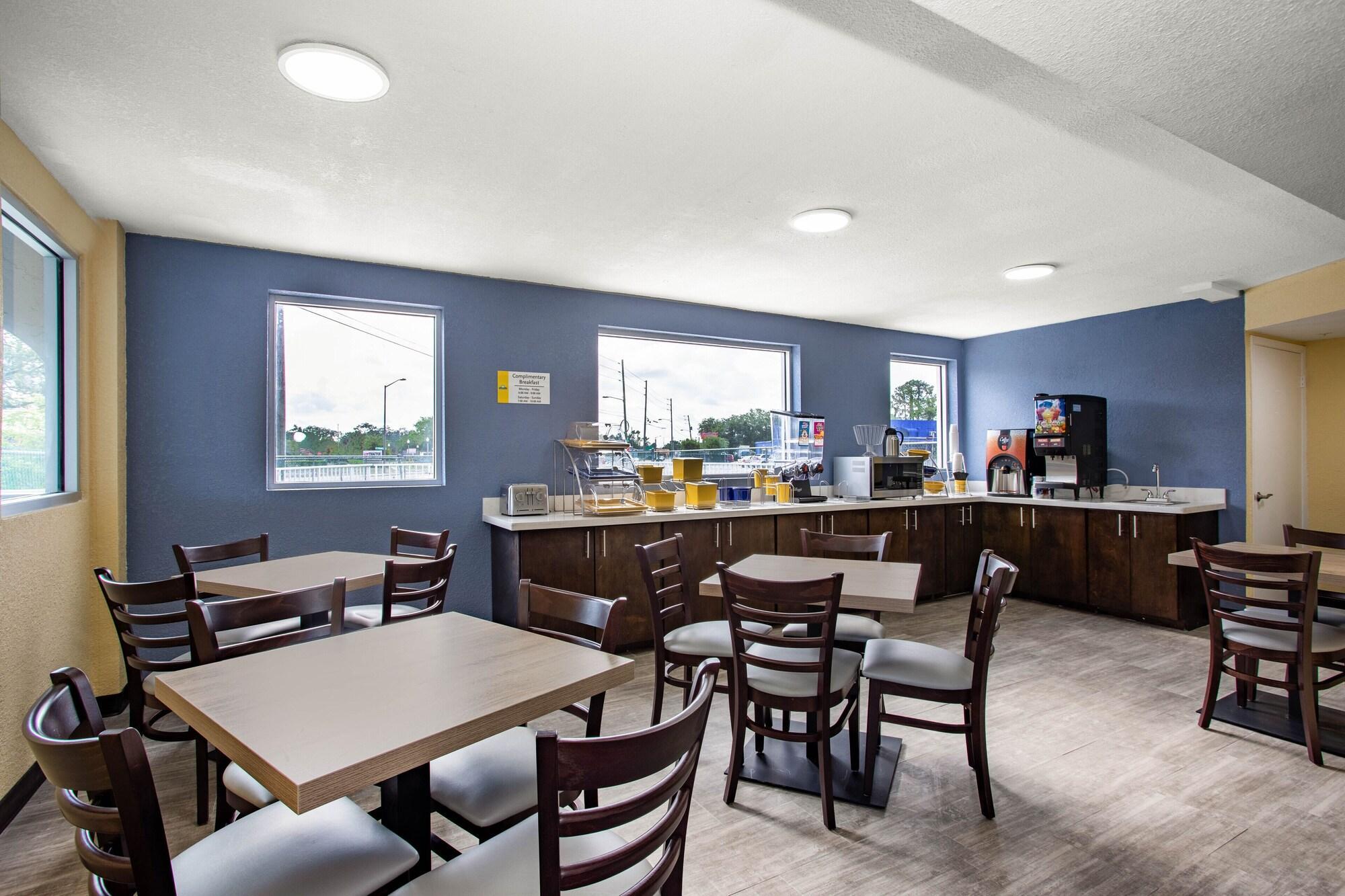 Days Inn By Wyndham Apopka/Orlando Eksteriør bilde