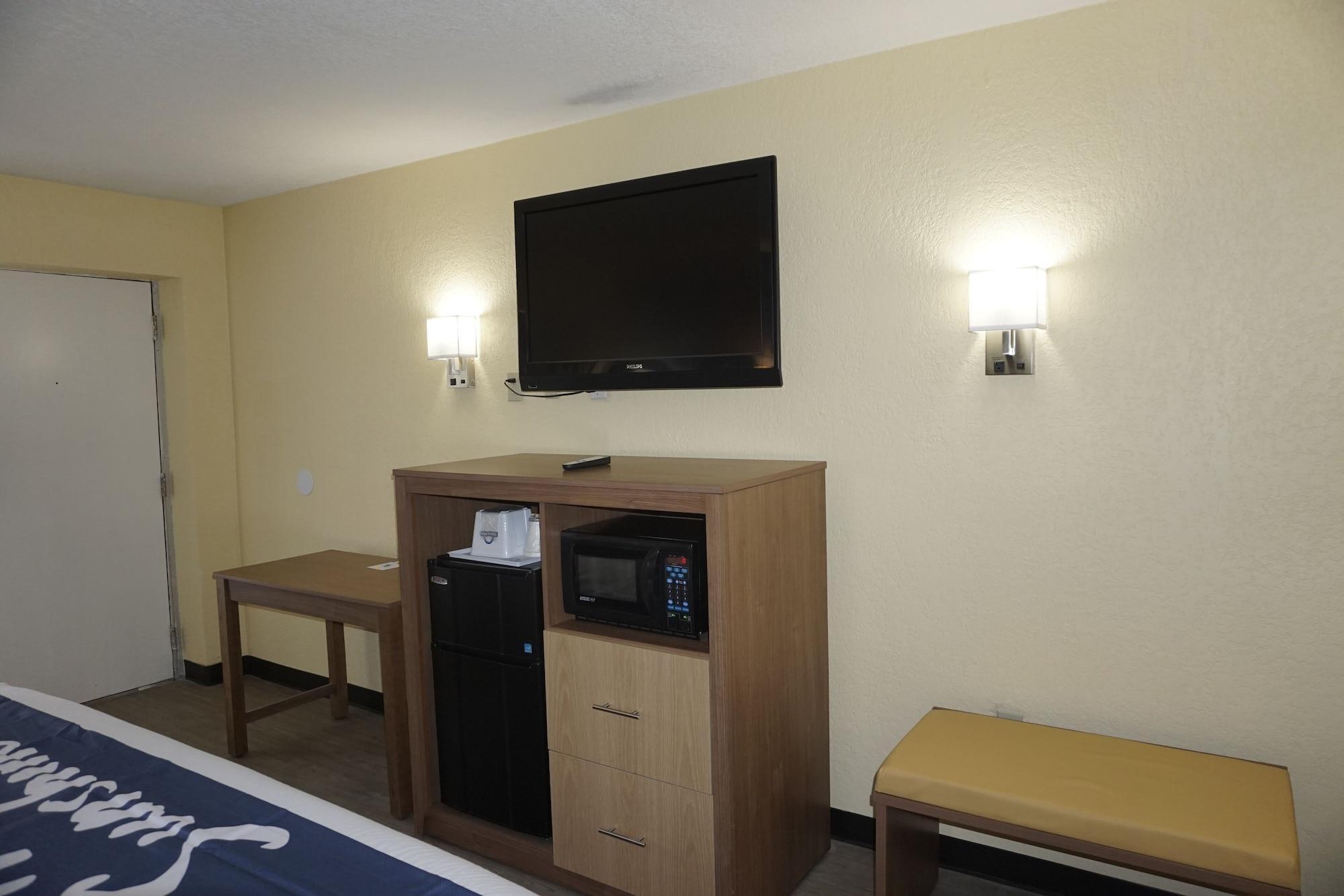 Days Inn By Wyndham Apopka/Orlando Eksteriør bilde